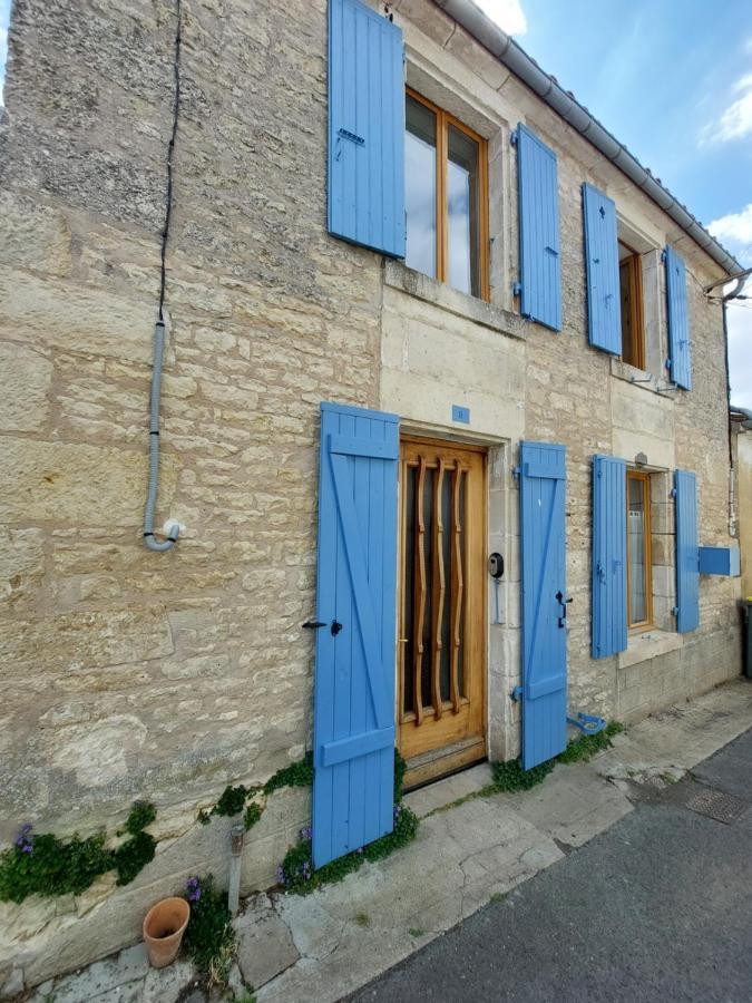 Maison Plein Centre Marais Poitevin Holiday home Coulon